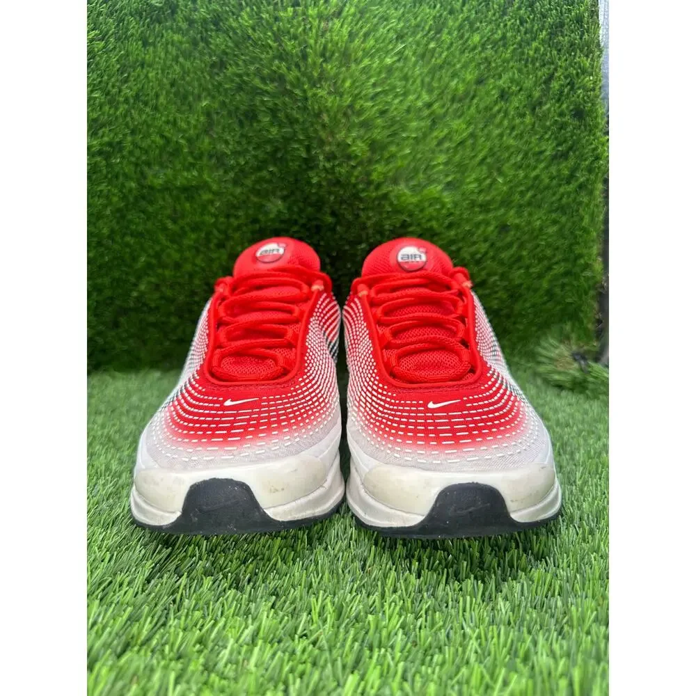 Nike Air Max DN SE HQ4565-600 Athletic Sneaker Men's 9.5 Red Mesh Gym Cushioned